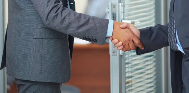Businessmen shaking hand
